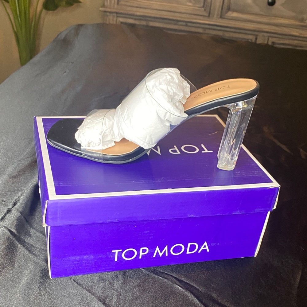 TOP Moda Black and Transparent Heels